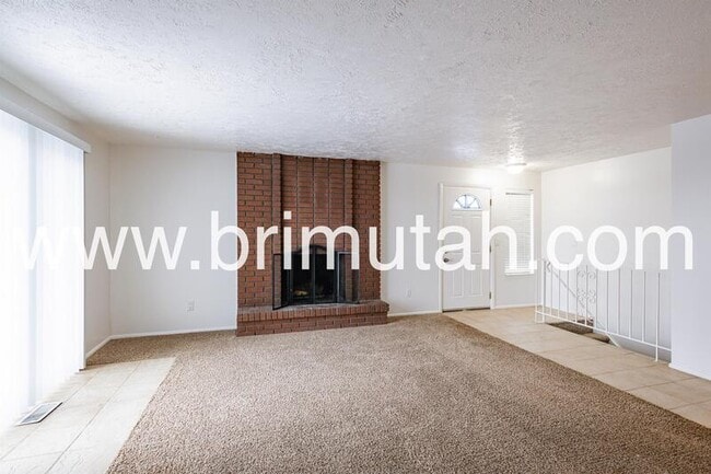 Photo - 4670 Stratton Dr E