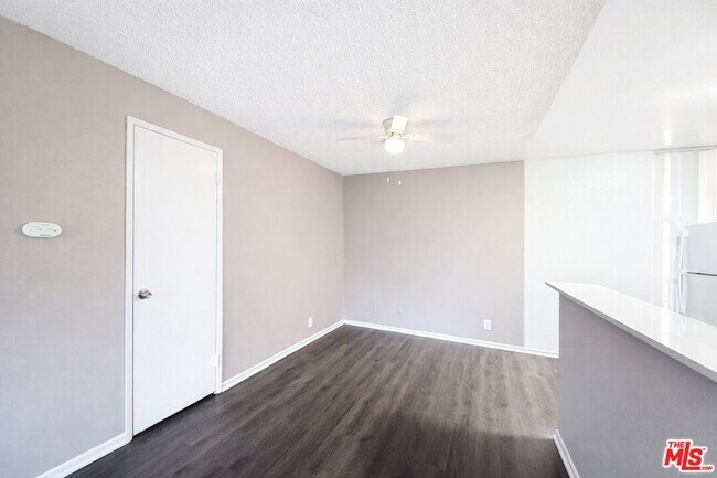 1208 W Adams Blvd Unit 6