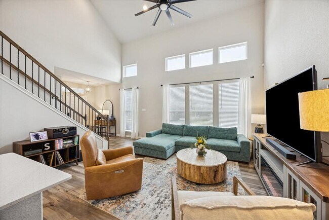 Photo - 12000 Corsicana Trl