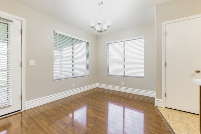 Photo - 10417 E Crescent Ave