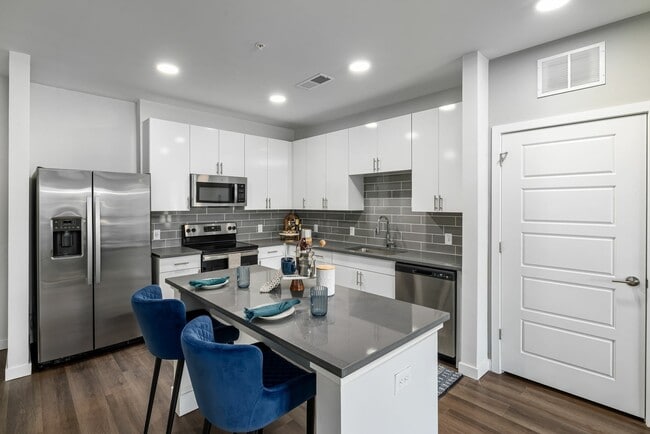 Building Photo - The Slater Rental