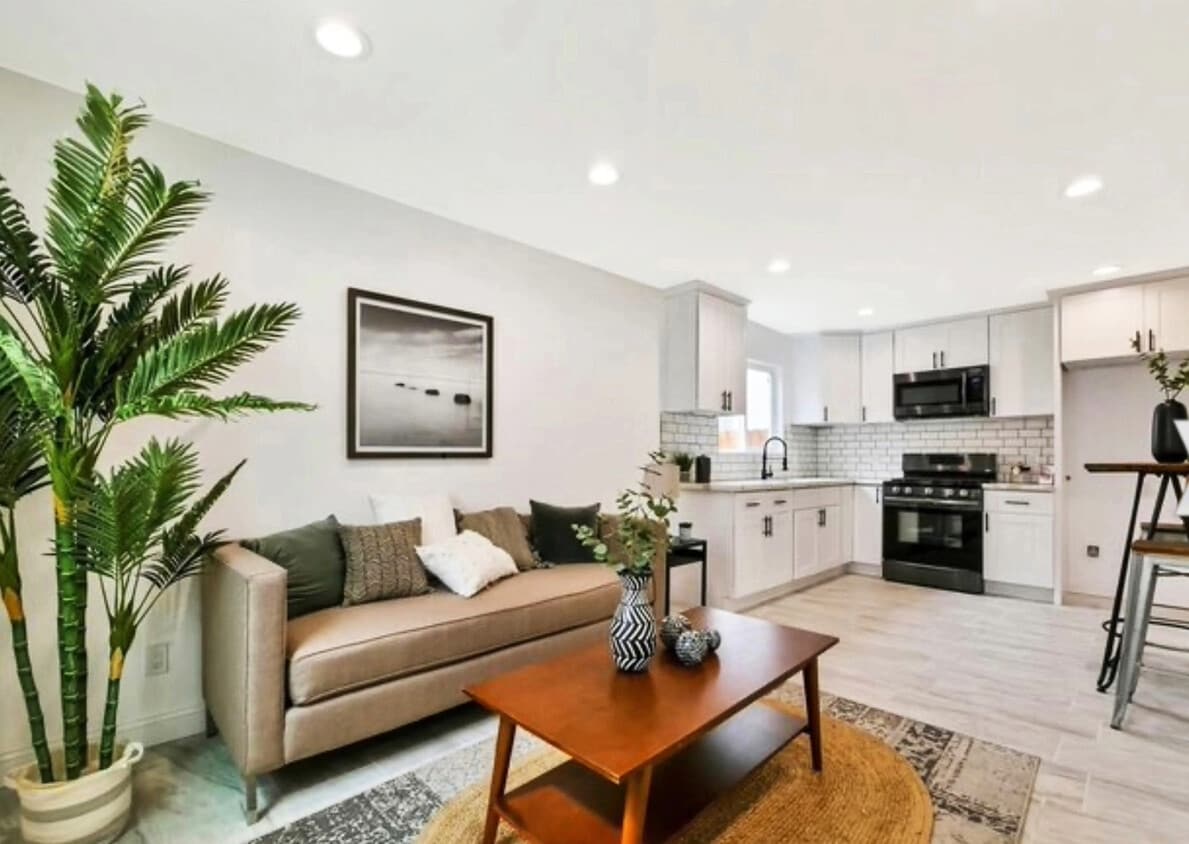 Photo - 3057 Vineyard Ave (Los Angeles, CA)
