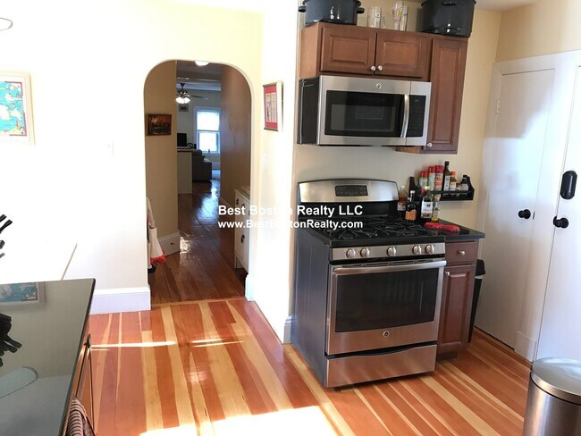 Photo - 21 Chandler St Unit 3