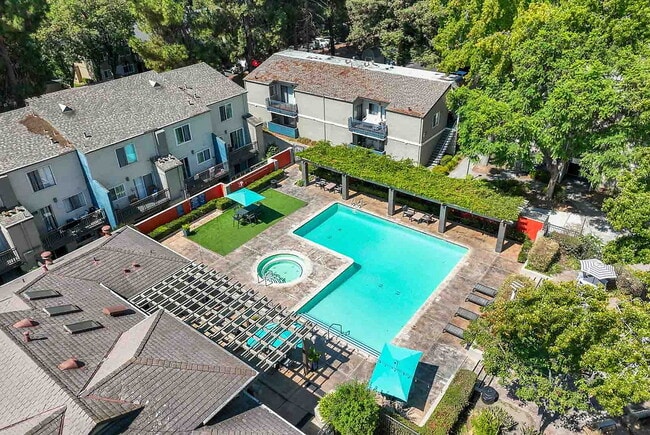 Building Photo - Stevenson Place