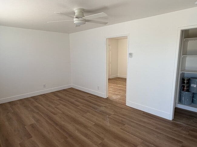 Photo - 719 E Roosevelt Ave