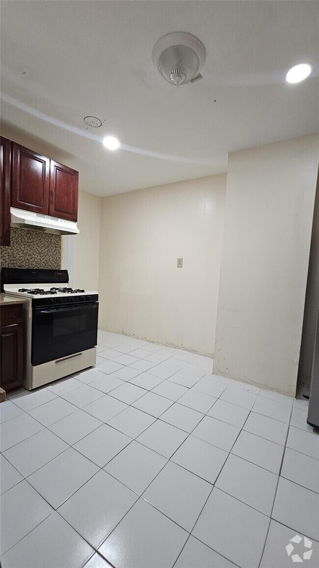 Building Photo - 272 New Jersey Ave Rental