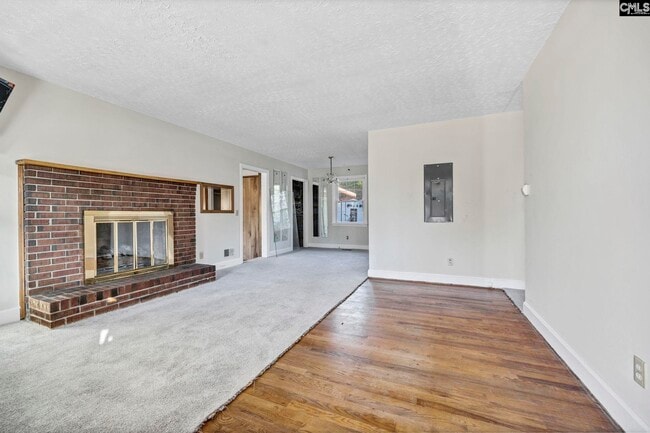 Photo - 1709 Woodfield Dr