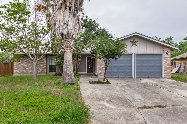 Building Photo - 3-Bedroom Home in Oxbow Neighborhood