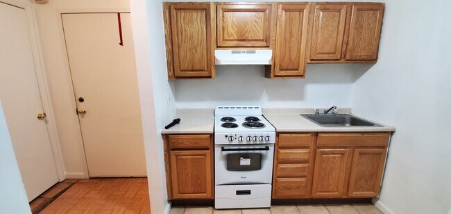 Photo - 1324 Locust St Unit 211