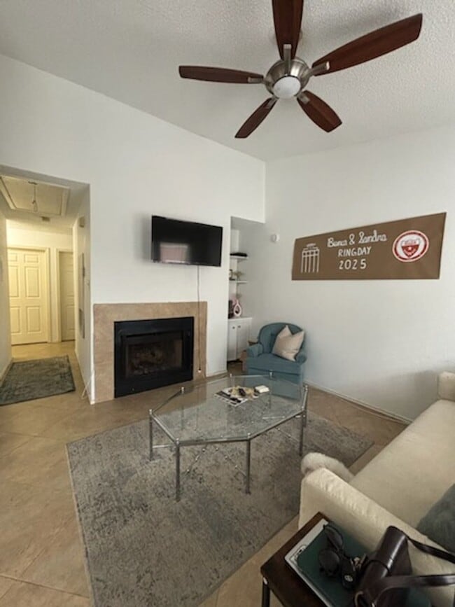 Photo - 2706 Salado St Unidad 1