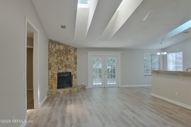 Photo - 12124 Roundham Ln N