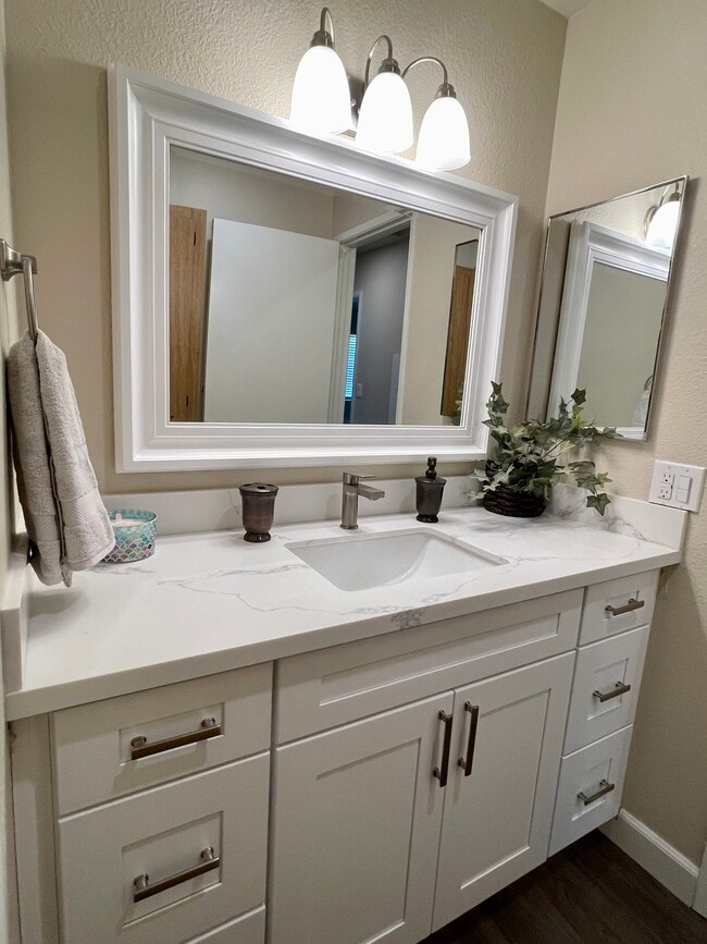 Photo - 1000 Sibley Apt Homes