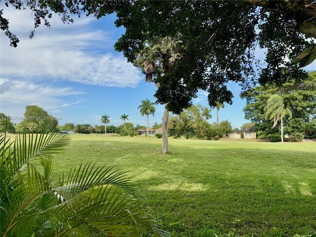 Photo - 4412 Woodland Cir