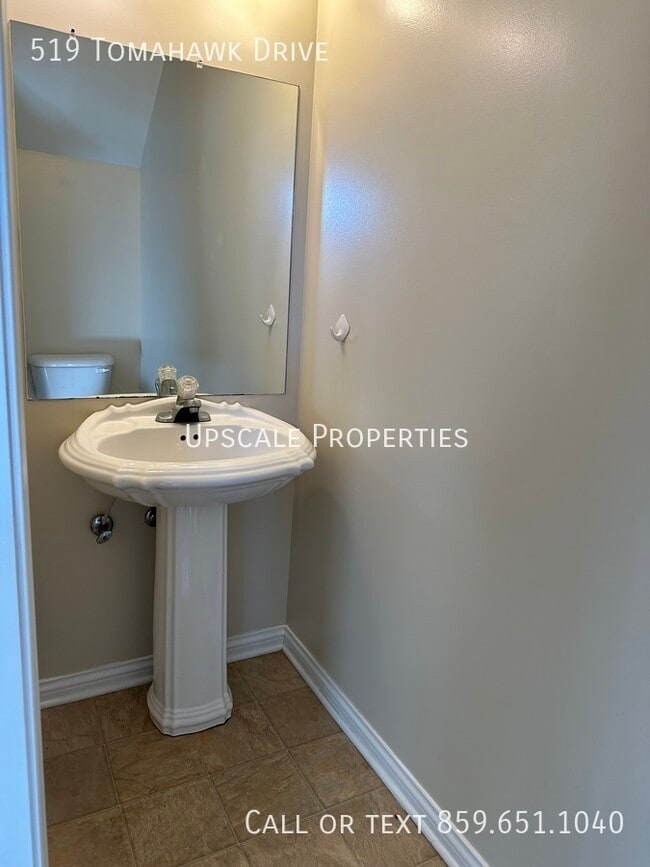 Photo - 519 Tomahawk Dr