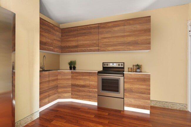 Photo - 117 Park Ave