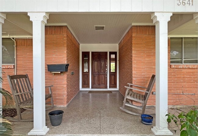 Photo - 3641 Deal St