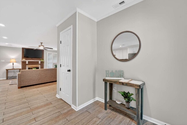 Photo - 118 Blue Heron Dr