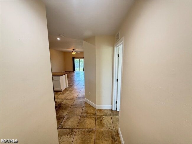 606 SE 13th Terrace