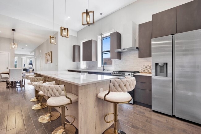 Photo - 3330 S Indiana Ave Unidad 2S