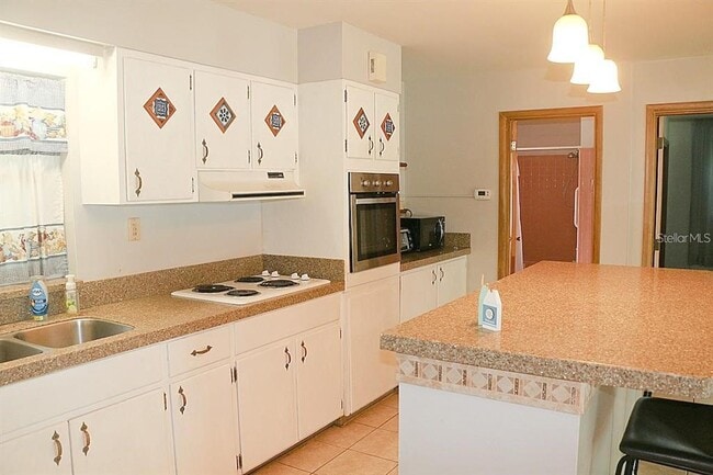 Photo - 1015 Cody Cove Rd