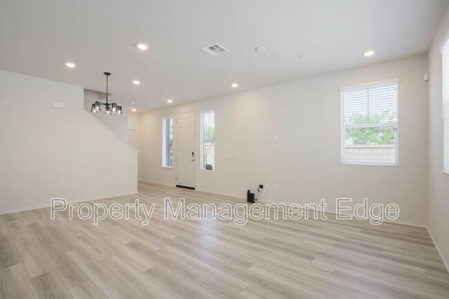 Photo - 40268 Birchfield Dr
