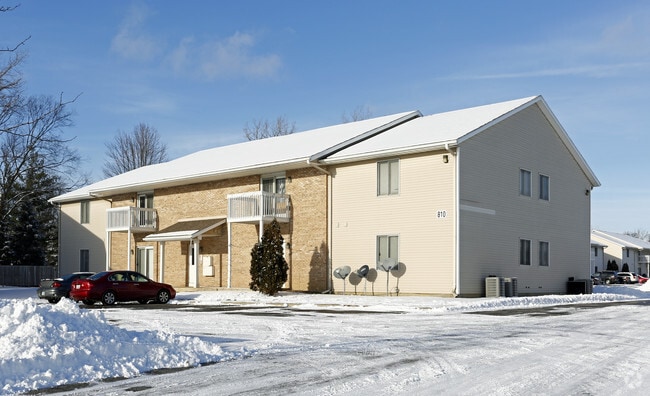 Primary Photo - Westmoor Terrace