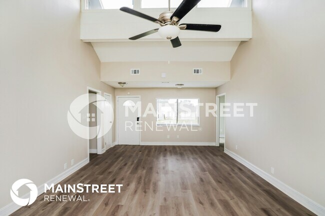 Photo - 6317 Boylston Way