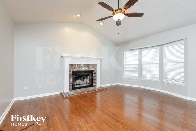 Photo - 682 Brandy Dr