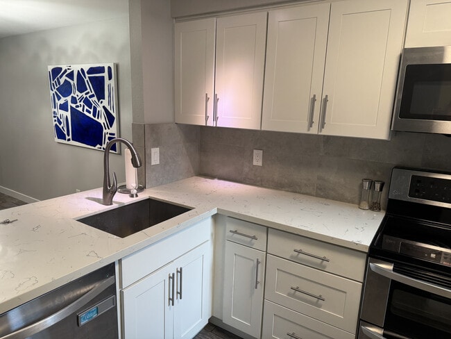 Photo - 9612 NE 121st Ln