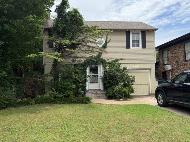 Photo - NW 24th St - Duplex Unit A