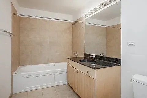 Photo - 235 W Van Buren St