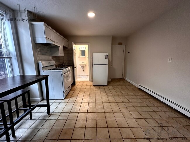 Photo - 39 Charter St