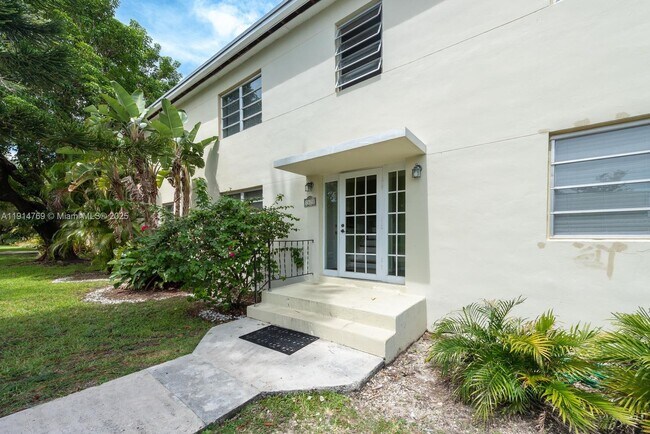 Photo - 7620 SW 55th Ave Apartamento Unidad A