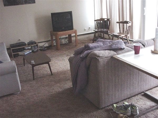 Living Area - 912 Brown St
