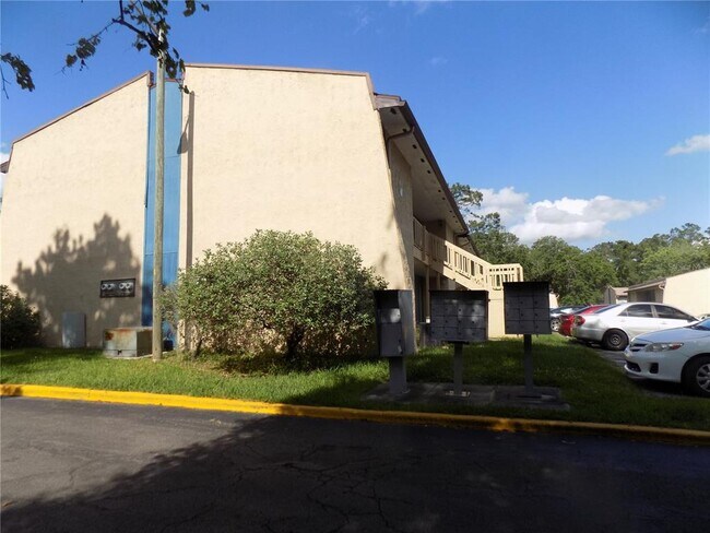 2811 SW Archer Rd Unit x 201