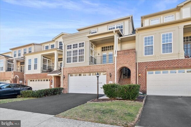 Building Photo - 43277 Tumbletree Terrace