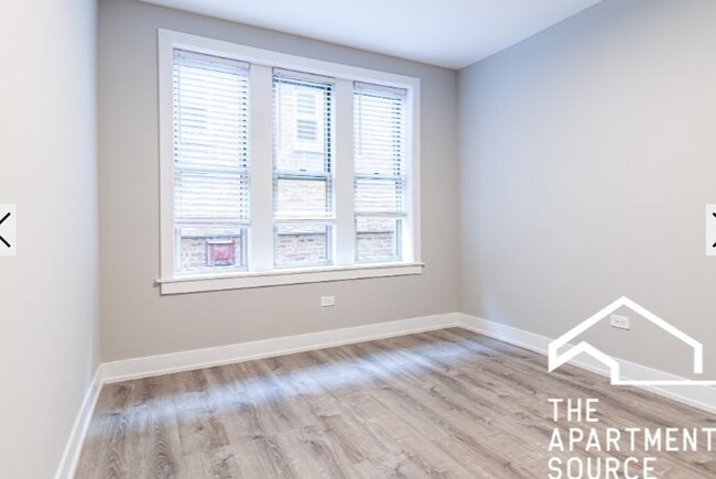 Photo - 550 W Aldine Ave Unit S1