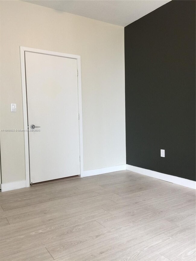 Photo - 79 SW 12th St Unit 1406