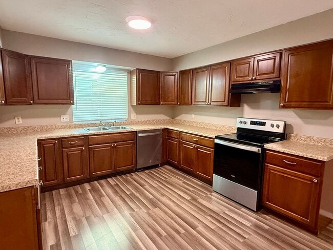 Photo - Updated 3 Bed 2 Bath Duplex in NW OKC