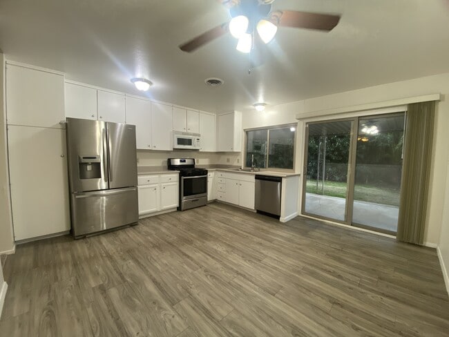 Photo - 2329 Foust St