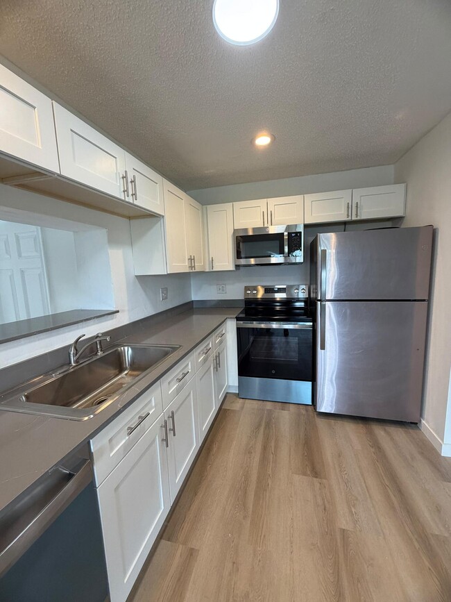 Photo - 1117 SE 5th St