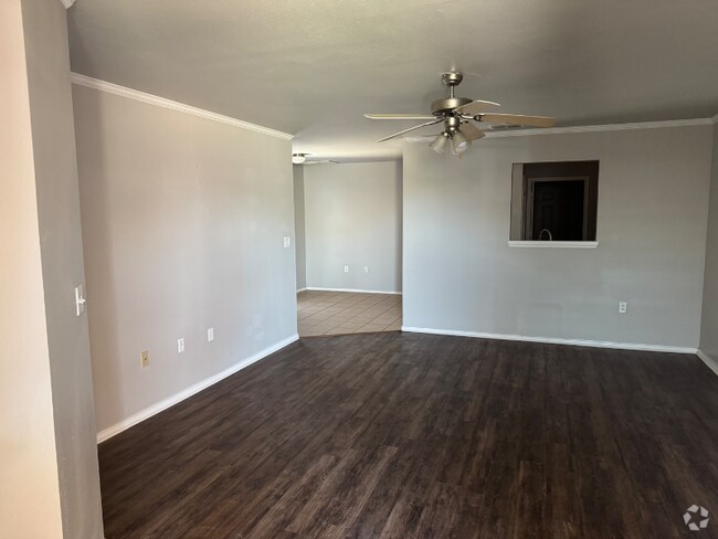 Building Photo - 509 N Brentwood Ave Rental