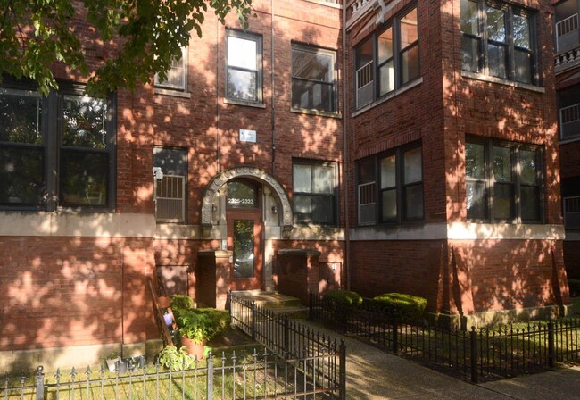 Photo - 2323 N Kedzie Blvd Condo Unit 10Q