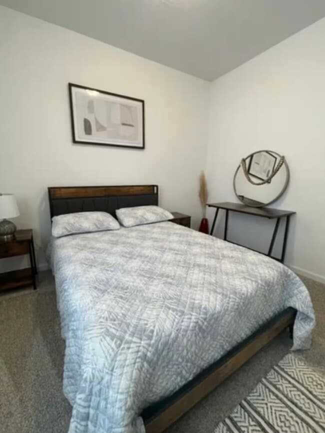 Photo - 2 Private rooms one bath For rent NW Visalia