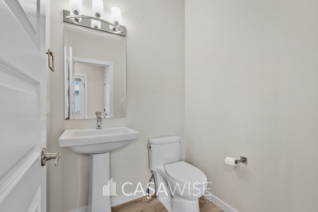 Photo - 6536 Chappelle Vis S W