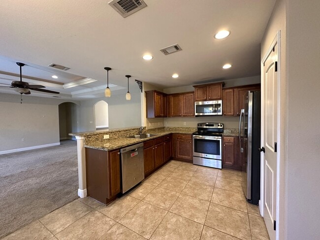 Photo - 516 Grand Ridge Dr