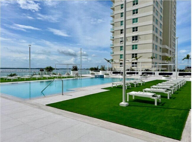 Photo - 770 Claughton Island Dr Unit 904