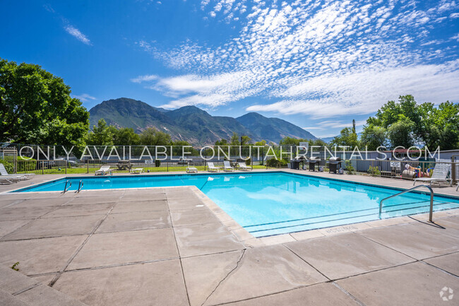 Building Photo - 1660 Willowbrook Dr Rental