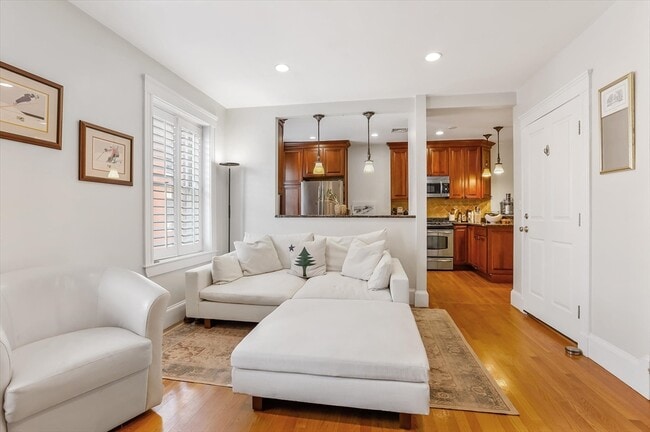 Photo - 130 Myrtle St Unidad PH