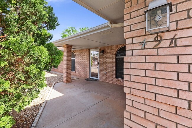 Photo - 3 Bedroom, 2 bath on Corner Lot near Golf Course